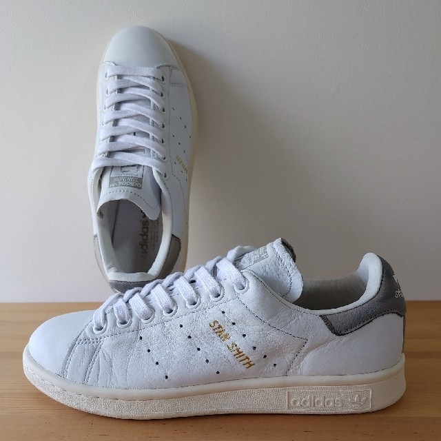 adidas(アディダス)のadidas / stan smith / gray / 23.5cm レディースの靴/シューズ(スニーカー)の商品写真