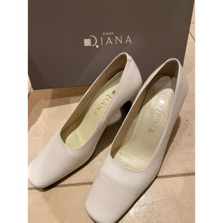 ダイアナ(DIANA)の⭐️DIANA ホワイトパンプス　21.5cm ⭐️(ハイヒール/パンプス)