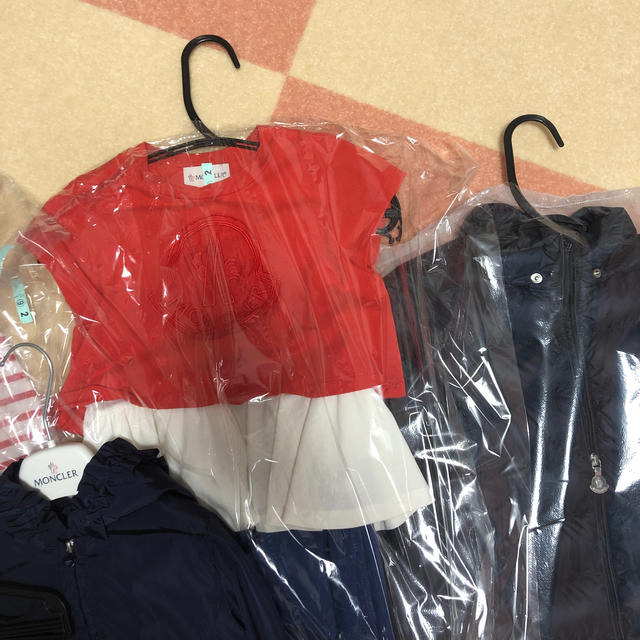 MONCLER(モンクレール)のmama様 ご確認用 キッズ/ベビー/マタニティのキッズ服女の子用(90cm~)(その他)の商品写真