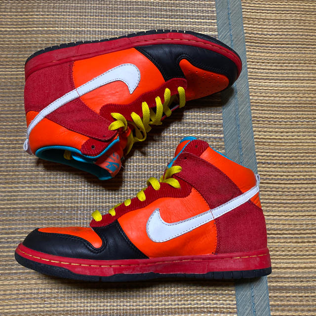 NIKE(ナイキ)のNIKE DUNK HIGH ID スニーカー　SB LOW  jordan 1 メンズの靴/シューズ(スニーカー)の商品写真