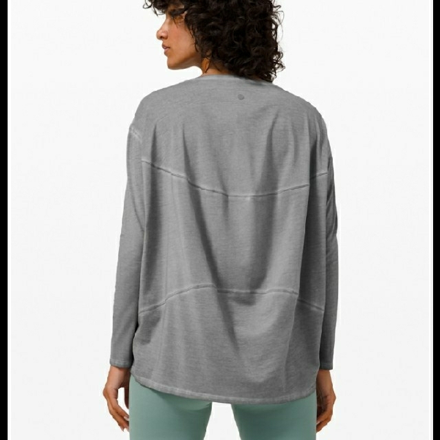 lululemon(ルルレモン)の《ルルレモン》Back in Action Long Sleeve *Fade スポーツ/アウトドアのトレーニング/エクササイズ(ヨガ)の商品写真