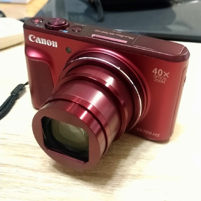 コンパクトデジタルカメラCanon PowerShot SX720HS レッド