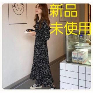 ★今年大人気★Ａライン シャツワンピース 小花柄 ロング丈 長袖 シフォン 黒(ロングワンピース/マキシワンピース)