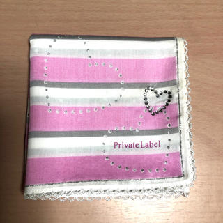 プライベートレーベル(PRIVATE LABEL)のPrivate Label ハートのラインストーンのハンカチ(ハンカチ)
