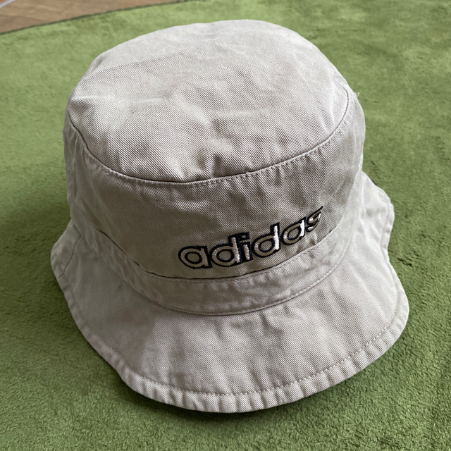 adidas(アディダス)のアディダス　帽子　BUCKET HAT メンズの帽子(キャップ)の商品写真