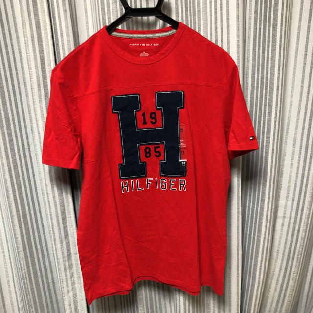 TOMMY HILFIGER(トミーヒルフィガー)のトミー・ヒルフィガーTシャツ メンズのトップス(Tシャツ/カットソー(半袖/袖なし))の商品写真