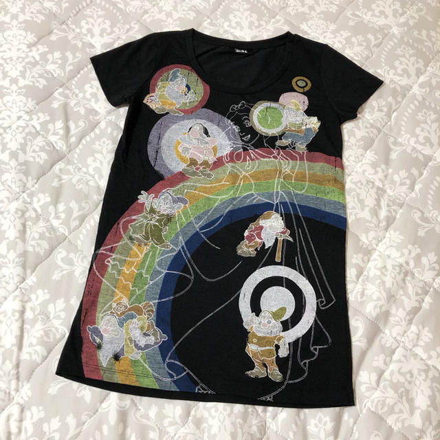 Disney(ディズニー)の半袖 ディズニー レディースのトップス(Tシャツ(半袖/袖なし))の商品写真