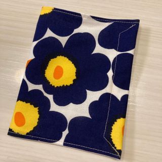 マリメッコ(marimekko)のララ様専用☆5点マスクケース　非密のマスク　磁石でしまえるんです♪(その他)