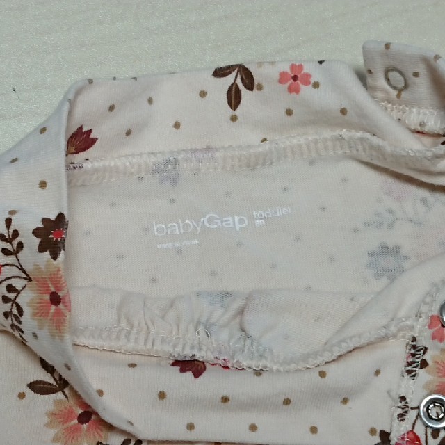 babyGAP(ベビーギャップ)のbabyGAP80 長袖 カットソー キッズ/ベビー/マタニティのベビー服(~85cm)(シャツ/カットソー)の商品写真