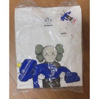 ユニクロ(UNIQLO)のKAWS カウズ　UNIQLO  Tシャツ(Tシャツ/カットソー(半袖/袖なし))