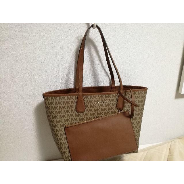 Michael Kors(マイケルコース)のMICHAEL KORS マイケルコース トートバッグ 35H7GY2T3T レディースのバッグ(トートバッグ)の商品写真