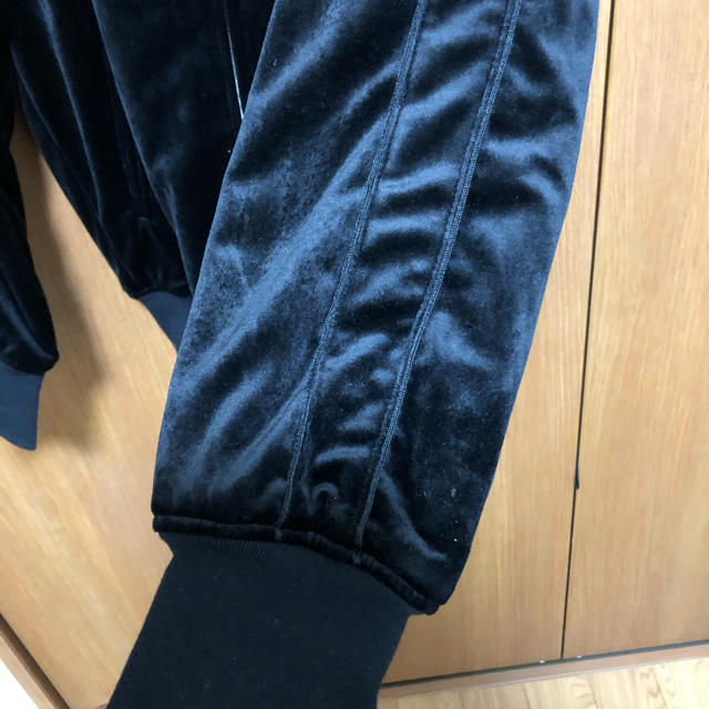 GU(ジーユー)の再値下げ！GU☆ベロアジャンパー メンズのジャケット/アウター(ブルゾン)の商品写真