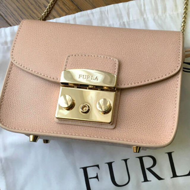 Furla(フルラ)のFURLA新品 メトロポリスミニバッグ レディースのバッグ(ショルダーバッグ)の商品写真