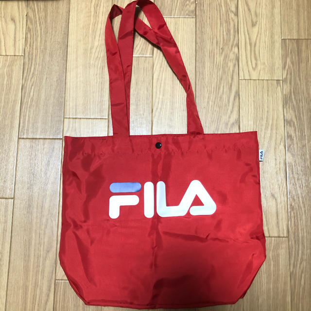 FILA(フィラ)の新品未使用　FILA☆トートバッグ エコバッグ　赤 レディースのバッグ(トートバッグ)の商品写真