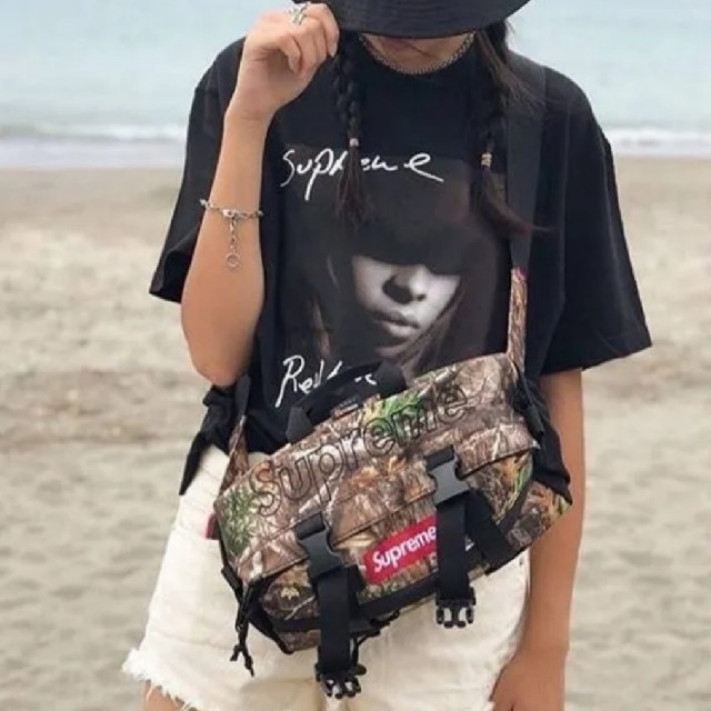 Supreme(シュプリーム)のSupreme 19FW Waist Bag Camo 機能性抜群！ メンズのバッグ(ウエストポーチ)の商品写真