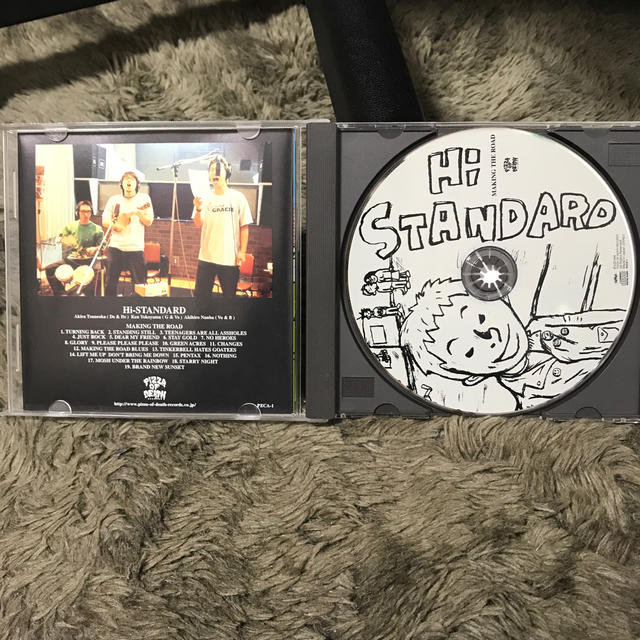 HIGH!STANDARD(ハイスタンダード)のMAKING THE ROAD エンタメ/ホビーのCD(ポップス/ロック(邦楽))の商品写真