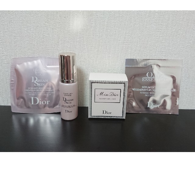 Dior(ディオール)のDior サンプル品セット 詰め合わせ コスメ/美容のキット/セット(サンプル/トライアルキット)の商品写真