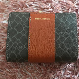 ニナリッチ(NINA RICCI)のニナリッチ　グレインヌーボーがま口折りたたみ財布(財布)