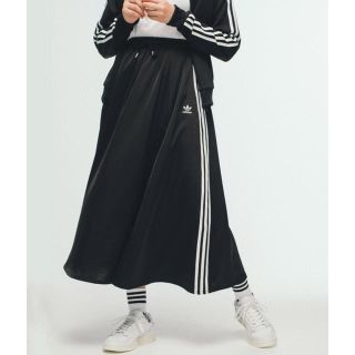 アディダス(adidas)のadidas ロングスカート　ブラック　Mサイズ(ロングスカート)