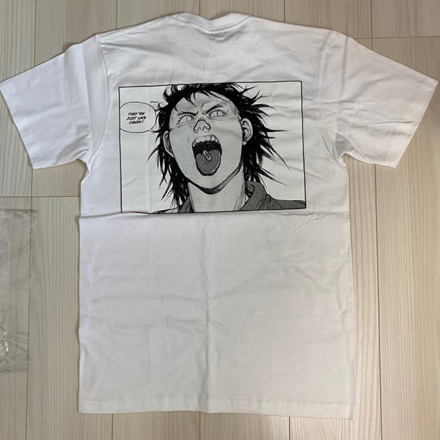 新品未使用　AKIRA SUPREME PILL  Tシャツ　アキラ　s 白smallColor