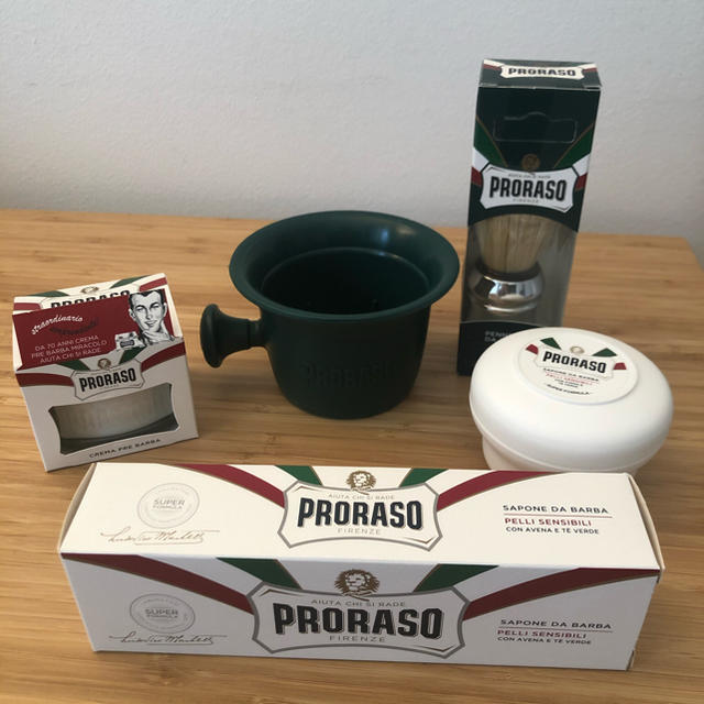 【新品】 PRORASO プロラーソ シェービング 5個セット コスメ/美容のシェービング(シェービングフォーム)の商品写真