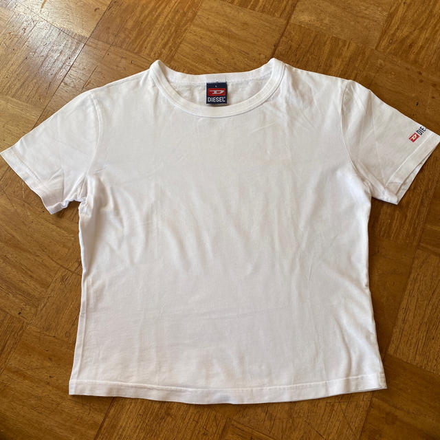 DIESEL(ディーゼル)の【中古】DIESEL レディース Tシャツ レディースのトップス(Tシャツ(半袖/袖なし))の商品写真