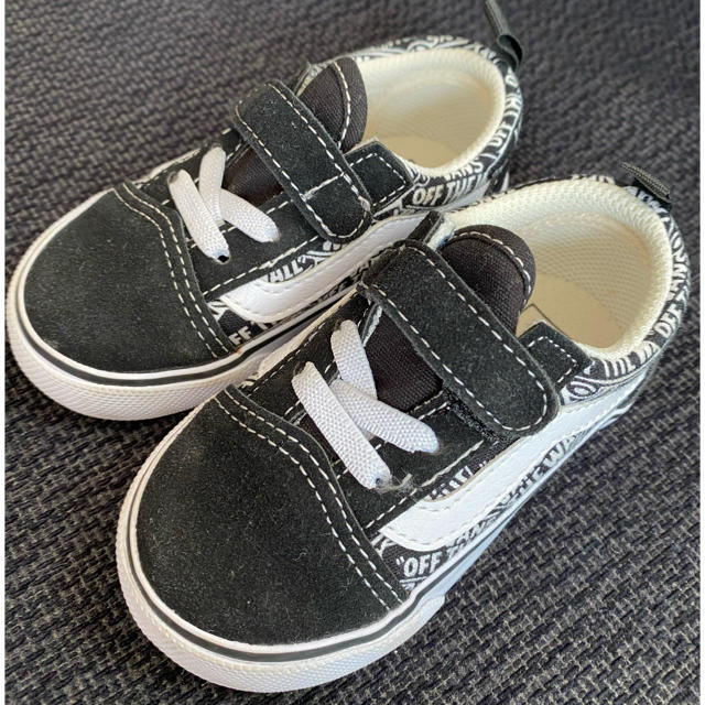 VANS(ヴァンズ)のvans キッズスニーカー　13.5センチ キッズ/ベビー/マタニティのベビー靴/シューズ(~14cm)(スニーカー)の商品写真