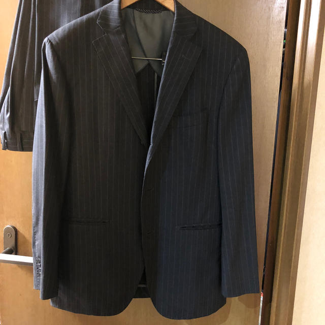 THE SUIT COMPANY(スーツカンパニー)のスーツカンパニー　メンズスーツ170cm ストライプ　2パンツ春夏物　おまけ付き メンズのスーツ(セットアップ)の商品写真