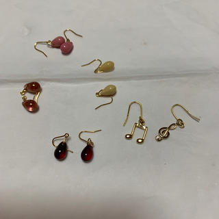 ピアス(ピアス)