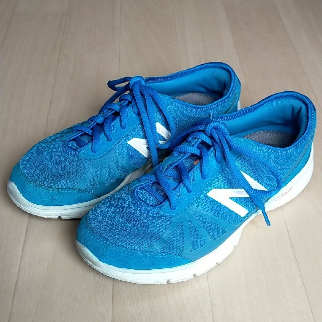 New Balance(ニューバランス)のニューバランス  スニーカー  23cm レディースの靴/シューズ(スニーカー)の商品写真