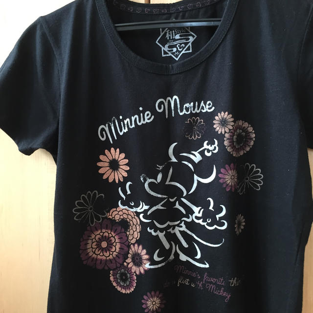 Disney(ディズニー)の【値下げ中】ディズニー ミニーTシャツ レディースのトップス(Tシャツ(半袖/袖なし))の商品写真