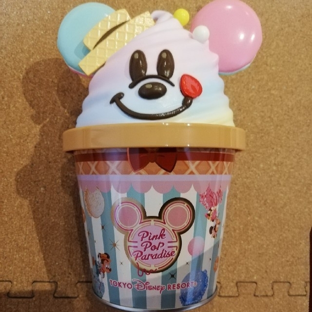 Disney(ディズニー)のぴーちゃん様専用　ピンクポップパラダイス　キャンディ　新品未開封　送料無料 食品/飲料/酒の食品(菓子/デザート)の商品写真