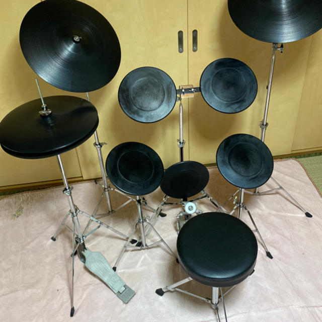 DAISUKE様専用　トレーニングドラムセット　スティック　椅子付き 楽器のドラム(その他)の商品写真