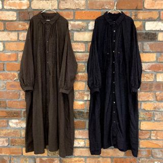 ネストローブ(nest Robe)の[すずらん様専用]ネストローブ 高密度リネン天然染スモックワンピース(ロングワンピース/マキシワンピース)