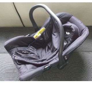 ジョイー(Joie (ベビー用品))のぽんぴんたん様専用　Joie  インファントカーシートjuva ブラックインク(自動車用チャイルドシート本体)