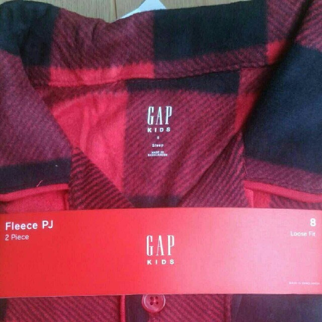 GAP Kids(ギャップキッズ)のＧＡＰ　パジャマ　子供　130 冬物　フリース　男の子 寝巻き キッズ/ベビー/マタニティのキッズ服男の子用(90cm~)(パジャマ)の商品写真