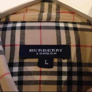 バーバリー(BURBERRY)のバーバリーチェックシャツ　メンズＬ(シャツ)