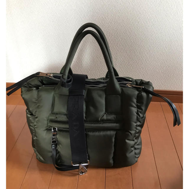 PRADA - PRADA プラダ テスート ボンバー カーキ 美品の通販 by