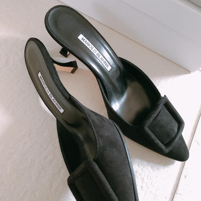 MANOLO BLAHNIK(マノロブラニク)の【大幅値下げしました】新品　マノロブラニク　メイセール　ミュール裏貼り済み レディースの靴/シューズ(ミュール)の商品写真