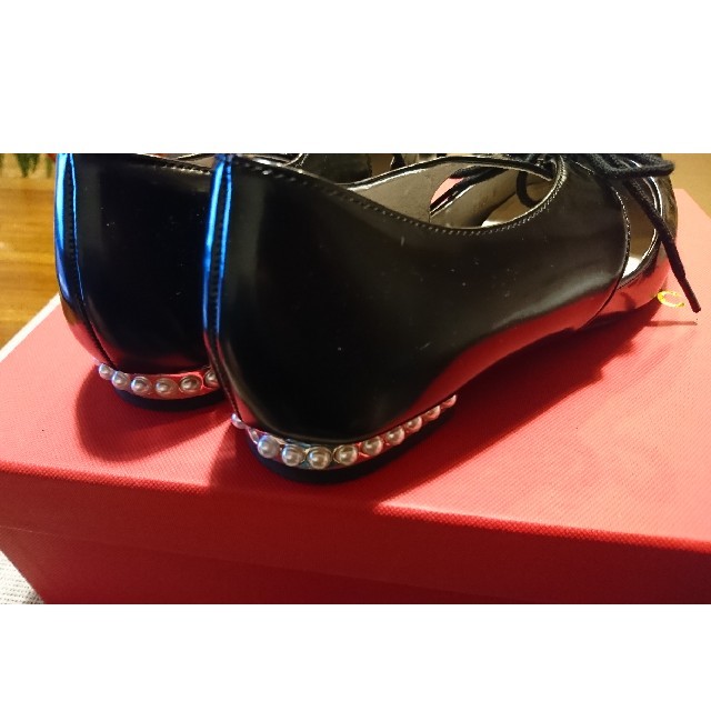 ORiental TRaffic(オリエンタルトラフィック)の値下げ!!オリエンタルトラフィック パールヒール パンプス 黒 レディースの靴/シューズ(ハイヒール/パンプス)の商品写真