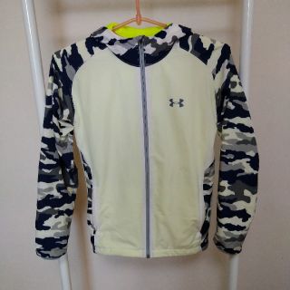 アンダーアーマー(UNDER ARMOUR)のさらにお値下げ！UNDER ARMOUR　ウインドブレーカー　(ナイロンジャケット)