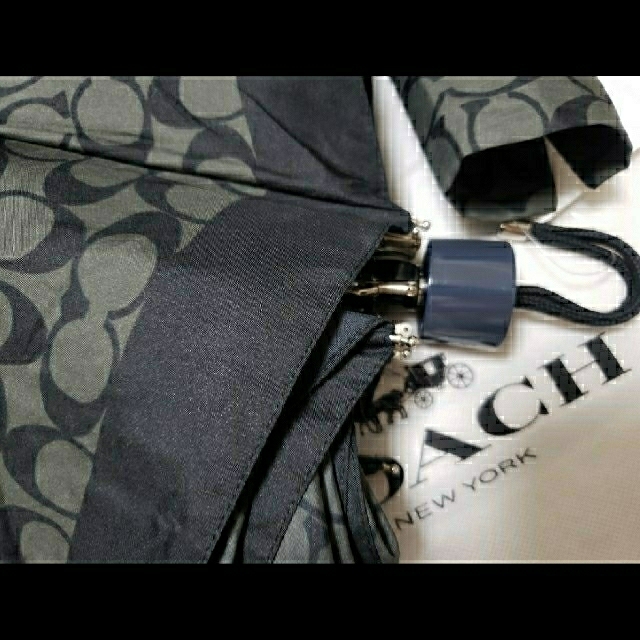 COACH(コーチ)の☆ 新品•未使用 COACH シグネチャー 傘 レディースのファッション小物(傘)の商品写真