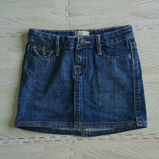 GAP Kids(ギャップキッズ)のGAP jeans キッズ用デニムスカート 120cm キッズ/ベビー/マタニティのキッズ服女の子用(90cm~)(スカート)の商品写真