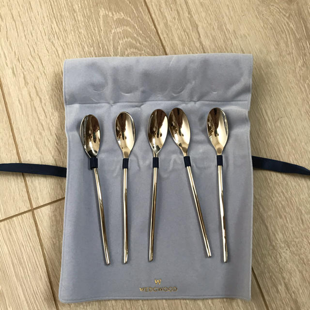 ウェッジウッド WEDGWOOD スワルタイニースプーン フォークセット ウェッジウッド WEDGWOOD スワルタイニースプーン フォークセット
