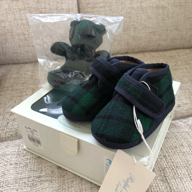 Ralph Lauren(ラルフローレン)の新品未使用 ラルフローレンベビーシューズ キッズ/ベビー/マタニティのベビー靴/シューズ(~14cm)(スニーカー)の商品写真