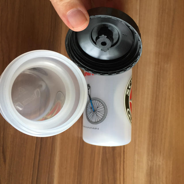 [値下げ]自転車　ボトル　SCHWINN   水筒 スポーツ/アウトドアの自転車(その他)の商品写真