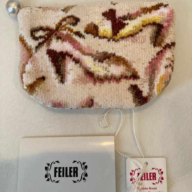 FEILER(フェイラー)の【値下げ】フェイラー  未使用　ポーチ　ラブマイシューズ レディースのファッション小物(ポーチ)の商品写真