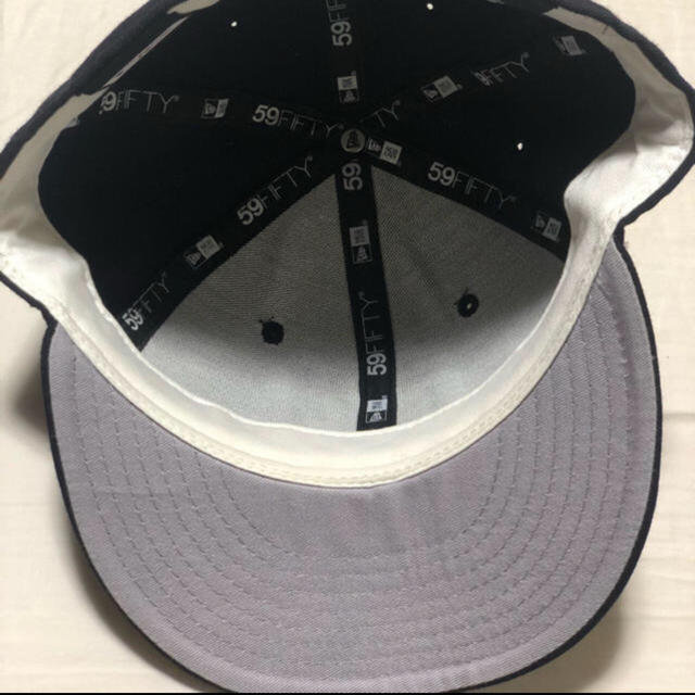 NEW ERA(ニューエラー)のNEW ERA NEWYORK YANKEES GRAY BRIM 7 3/8  メンズの帽子(キャップ)の商品写真