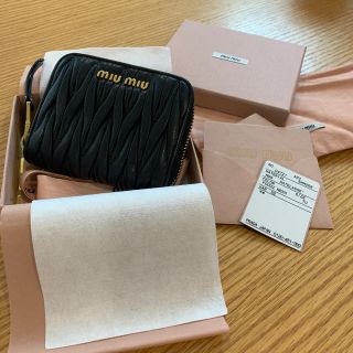 ミュウミュウ(miumiu)のmiumiu コインケース(コインケース)