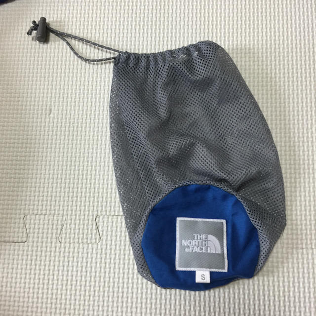 THE NORTH FACE(ザノースフェイス)の収納袋付！ノースフェイス コンパクトジャケット マウンテンパーカー S レディースのジャケット/アウター(ブルゾン)の商品写真